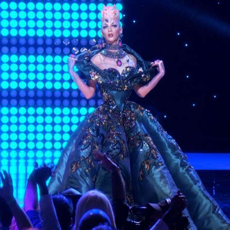 The Greatest Rupauls Drag Race Looks Of All Time Drag Queen