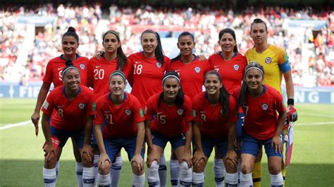 Selección femenina de fútbol de chile. La Roja Femenina definirá en Chile el repechaje a los ...