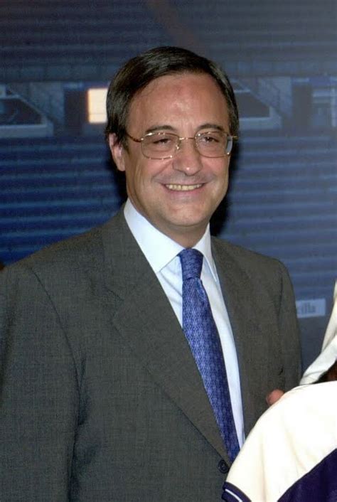 Последние твиты от florentino pérez (@realfloperez). Historias del Real Madrid: FLORENTINO PÉREZ, PRESIDENTE ...