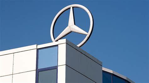 Unzulässige Software Daimler muss 690 000 Diesel zurückrufen