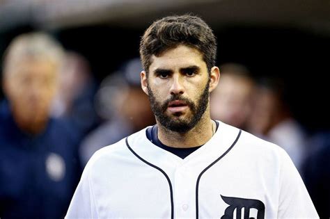 J D Martinez Leaves Game In 6th Inning With Back Tightness Mlive Com