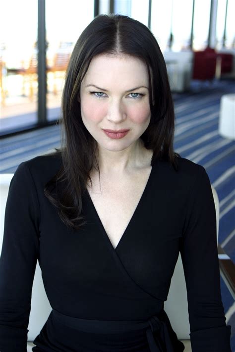 Renee zellweger fan / рене зеллвегер. Renee Zellweger - Self Assignment (October 28, 2004) HQ