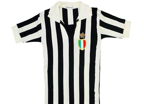 Benvenuti sulla pagina facebook ufficiale di juventus. Romano 1973 Juventus Match Worn European Cup Final Home ...