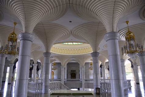 Jame Asr Hassanil Bolkiah Mosque Inside 5 The Capital Bandar