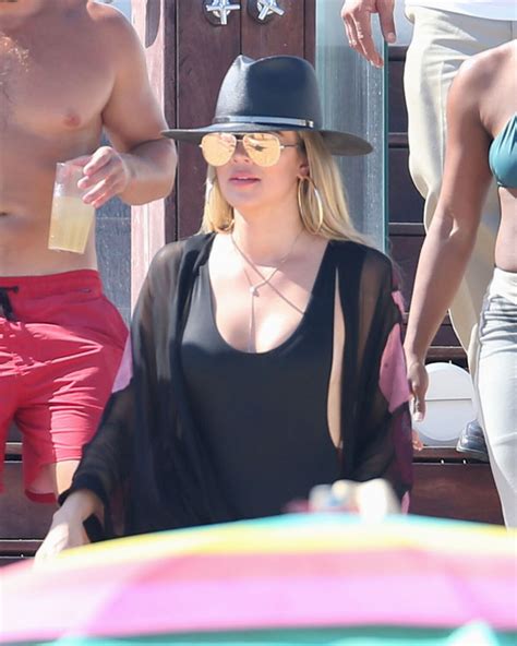 Photo Exclusif Khloe Kardashian Et Son Présumé Nouveau Compagnon Le Joueur De La Nba Tristan