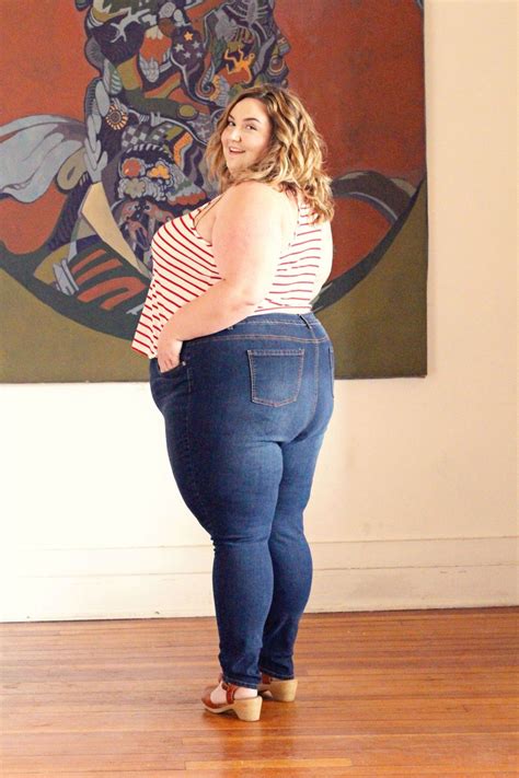 Толстые ляжки в джинсах 88 фото
