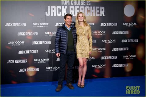 Tom Cruise And Rosamund Pike Jack Reacher Madrid Premiere Photo