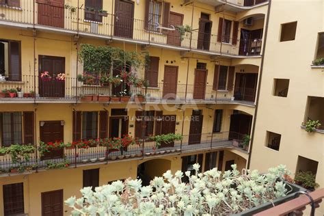 Affittiamo i nostri appartamenti per brevi periodi. Appartamento in Affitto a Milano Cod. RC-169