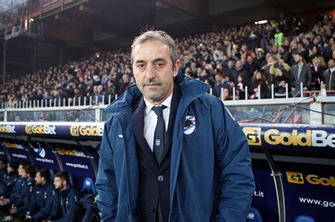Dopo il messaggio estivo dei blucerchiati per i genoani arriva la risposta del club rossoblù, ma. Twitter ufficiale Sampdoria, clamoroso sfottò al Genoa ...