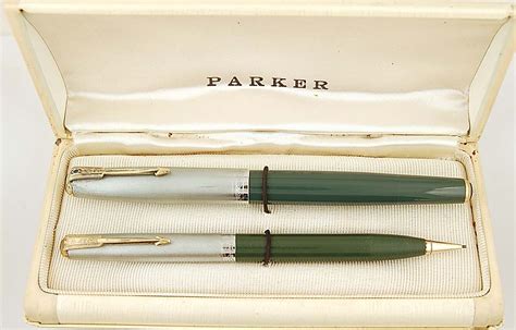 Parker 51 Vacumatic Pen And Pencil Set In Nassau Green Fine Nib