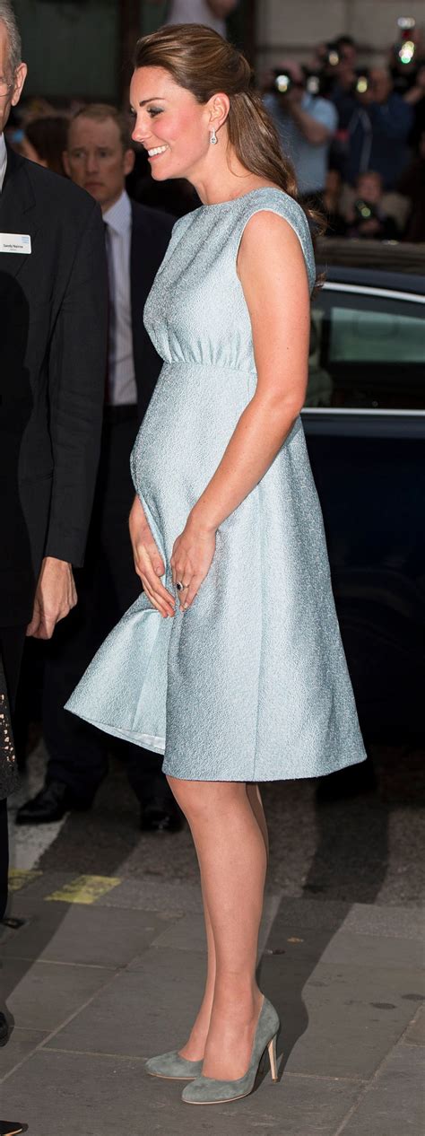 Kate Middleton’s Top 10 Pregnancy Looks See Her Regal Maternity Fashion