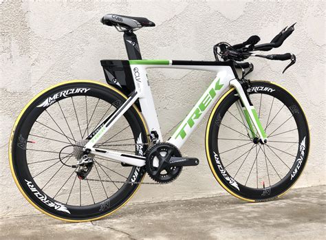 Trek Speed Concept Time Trial Triathlon Bike With Carbon Wheelset