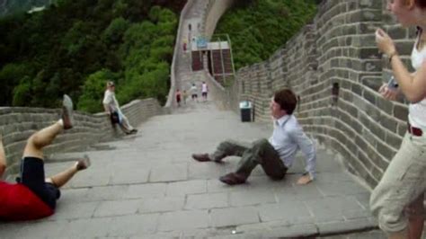 dumpert nl voor lul staan op de chinese muur