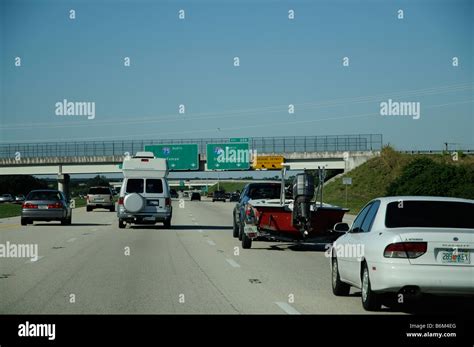 I 75 Interstate Highway Heading North Towards Tampa Florida America Usa