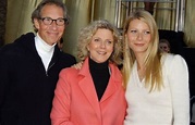 Gwyneth Paltrow family: siblings, parents, children, husband