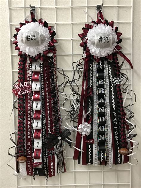 Football Mom Mums Homecoming Mums Diy Homecoming Spirit Week Homecoming Spirit