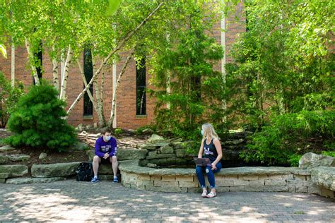 5 Outdoor On Campus Study Spaces Campus Life
