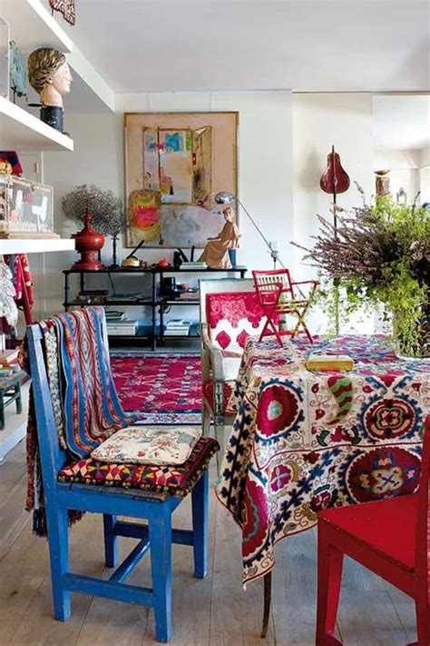 Featuring boho accessories, cushions and rugs, plus how to arrange a gallery wall bohemian style home decor has such a cool laid back vibe. Comprehensive Bohemian Style Interiors Guide To Use In ...