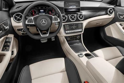 Mercedes Benz Gla Class Hatchback Gla 200 Amg Line Premium 5dr Auto