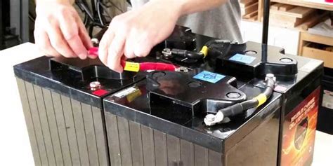How To Connect Six Volt Batteries To Create A 12 Volt Battery Bank Rv