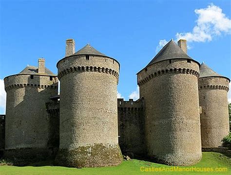 100 Best Castles | Castle, Castle ruins, Motte and bailey castle