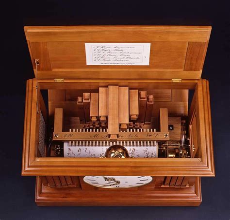 Table Organ Clock 26 Pipes Matthias Naeschke En