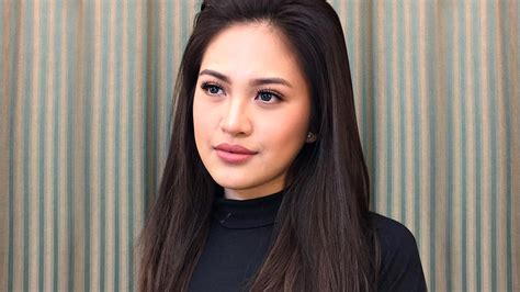 Julie anne peñaflorida san jose (born may 17, 1994) is a filipino singer, songwriter, recording artist, actress, television personality, and product endorser. Julie Anne San Jose Has a Beauty Tip for You!