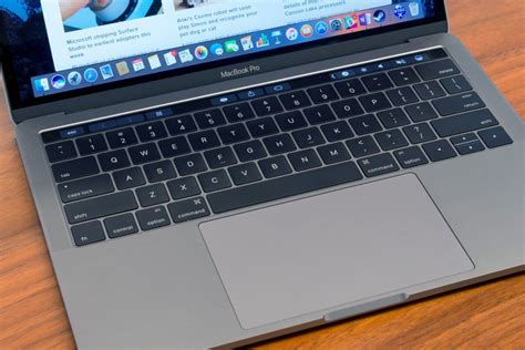 Apples New Macbook Pro Keyboard Is Giving Some Users Fits Digital Trends