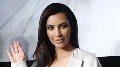 Kim Kardashian Reveals Shes Pregnant