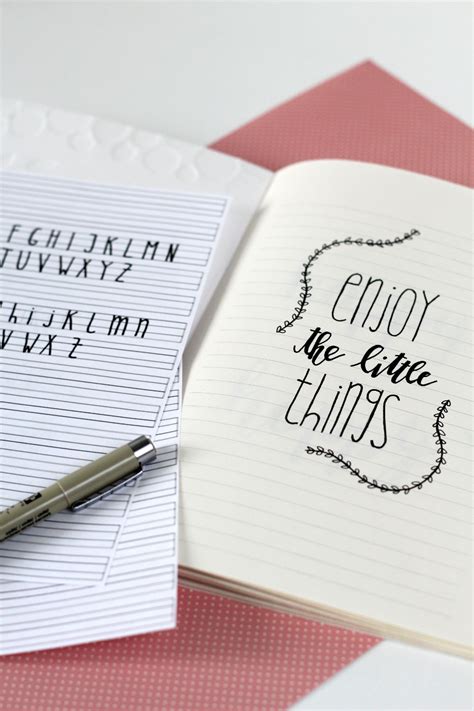 Handlettering lernen mit den kostenlosen übungsblättern beziehungsweise. {handlettering} Feines Lettering - so funktionieren ...