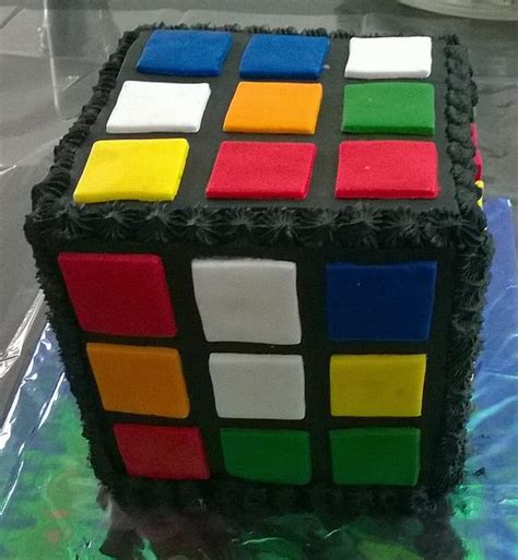 Rubiks Cube Cake Decorated Cake By Arte Pastel Cakesdecor