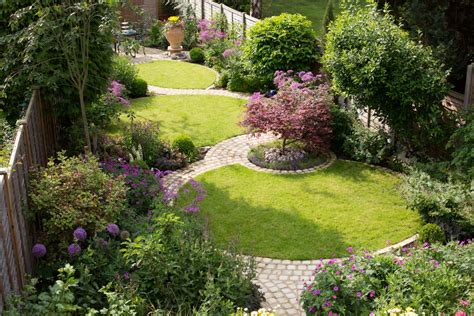 Circular Garden Traditional Landscape Hertfordshire By Green