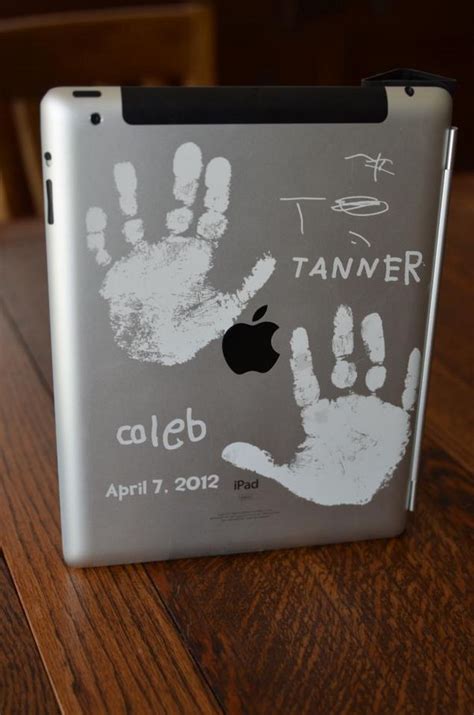 It's a great way to organize and digitally transform homework and notes. Creative iPad Engraving Ideas - Hative