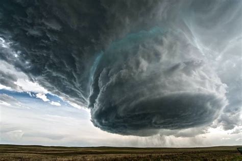 Supercell Thunderstorms Are Dangerously Beautiful 17 Photos