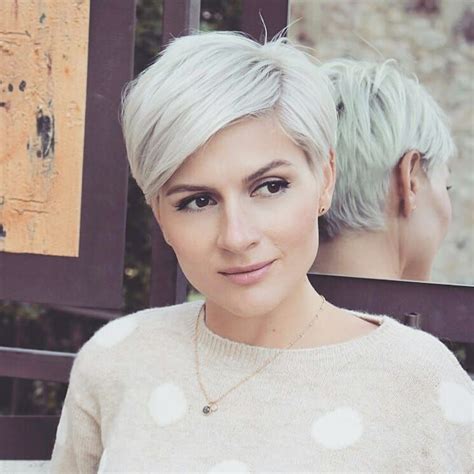 Short Hairstyles For Thick Hair Haircut For Thick Hair Short Pixie Haircuts Pixie Hairstyles