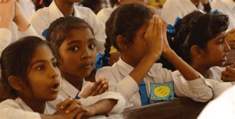 Sri Lankan School Girls Praying At Mass Missio