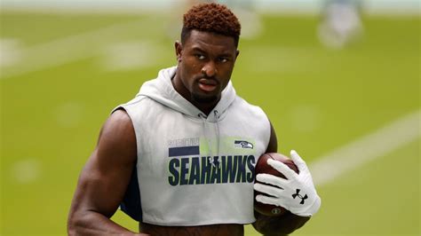 Is DK Metcalf Gay The Rising Star Of NFL Confirmed To Be Gay The RC