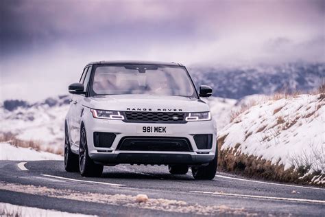 Land Rover Range Rover Sport Hst Specs And Photos 2019 2020 2021