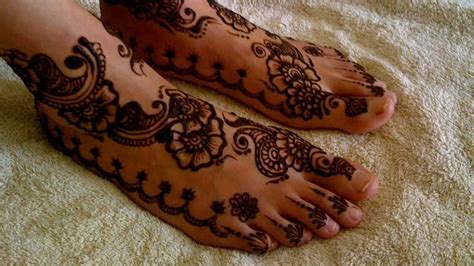 Gratis 700 contoh gambar henna yang bisa kamu pilih untuk di tangan, kaki dan keperluan lainnya. 65+ Gambar Henna Art Pengantin Tangan dan Kaki Sederhana ...
