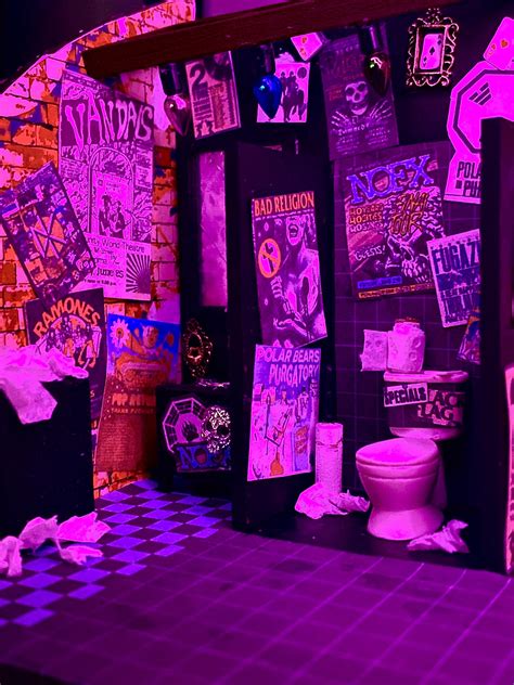 Punk Rock Bathroom 124 Scale Rpublicuniversalfr1end