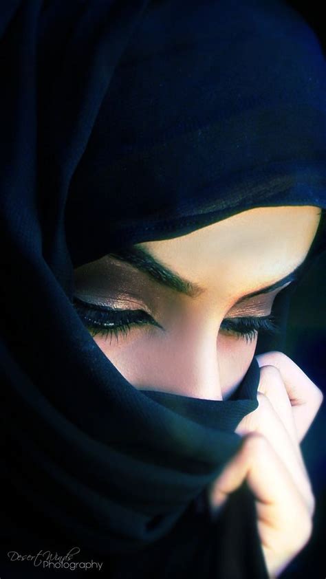 Wallpaper kartun hijab muslimah berkerudung panjang. Hijab Eyes Wallpaper - HD Wallpapers