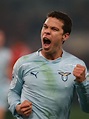 Hernanes picture