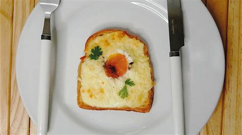 Baked Cheesy Egg Toast Easy And Healthy Breakfast Recipe Youtube