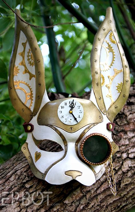 Why not take advantage of it to make a strong impression before the big day? DIY Alice in Wonderland Steampunk White Rabbit...