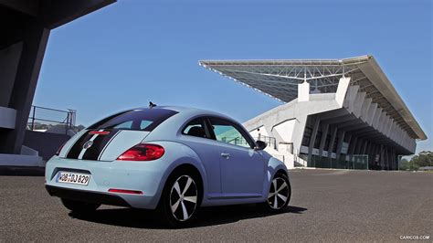2012 Volkswagen Beetle Light Blue With Stripes Rear Caricos