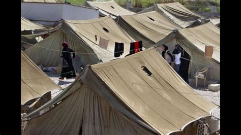 بالصور عدد اللاجئين السوريين يتجاوز المليونين Bbc News عربي