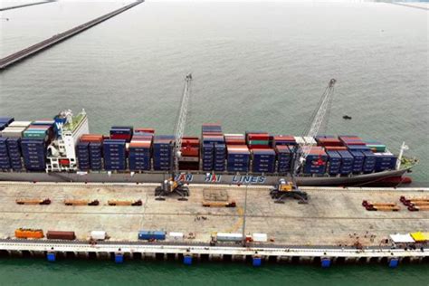 Kuala Tanjung Ditarget Jadi Transhipment Port Ini Syaratnya