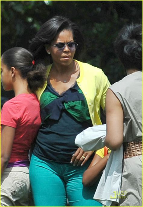 Michelle Obama United We Serve Photo 2020071 Barack Obama