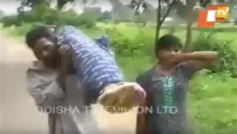 Video Unable To Get Vehicle Odisha Man Walks 10 Km In Kalahandi Carrying Wifes Body India