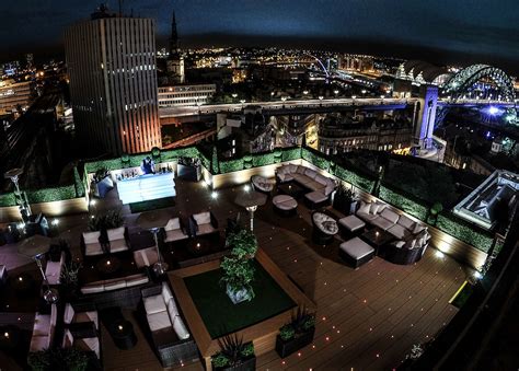 Top 10 stag friendly newcastle pubs & clubs 2021. Sky Lounge - Explore : The Vermont Hotel Newcastle